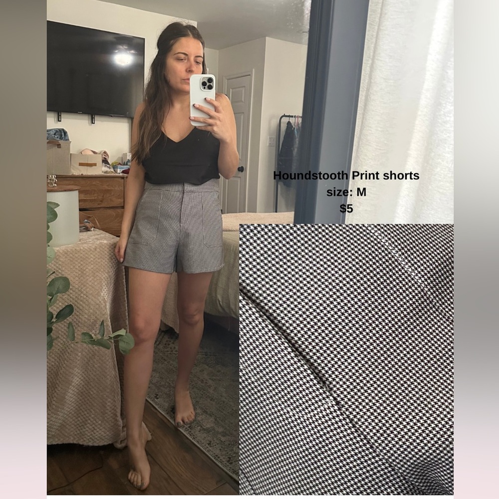 Houndstooth Print Women's Shorts